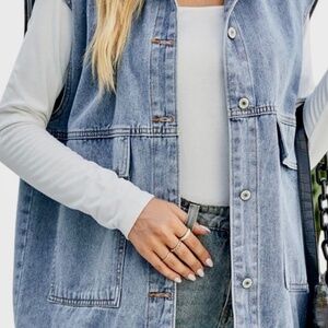 Women’s oversized denim vest-Sz S